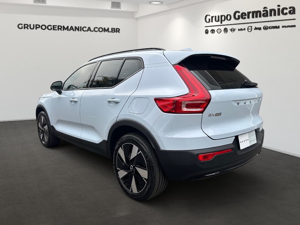 volvo EX40 P6  RECHARGE ELECTRIC PLUS 20261