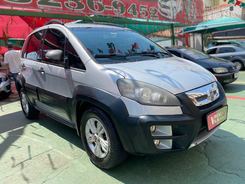 FIAT IDEA 1.8 MPI ADVENTURE 16V FLEX 4P MANUAL FIAT IDEA 1.8 MPI ADVENTURE 16V FLEX 4P MANUAL