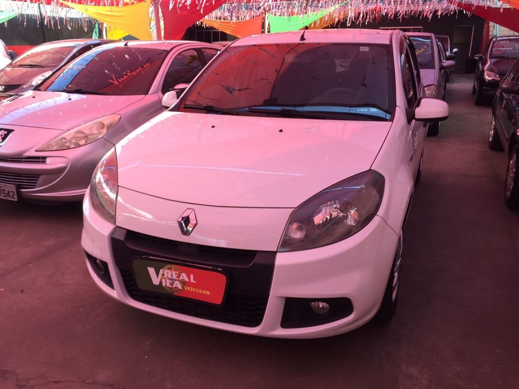 RENAULT SANDERO 1.6 EXPRESSION 8V FLEX 4P MANUAL RENAULT SANDERO 1.6 EXPRESSION 8V FLEX 4P MANUAL