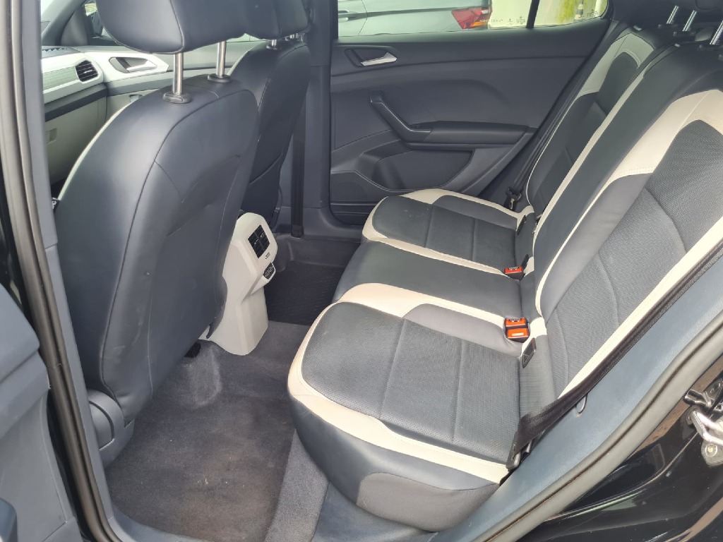 VOLKSWAGEN T-CROSS 1.4 250 TSI TOTAL FLEX HIGHLINE AUTOMATICO VOLKSWAGEN T-CROSS 1.4 250 TSI TOTAL FLEX HIGHLINE AUTOMATICO
