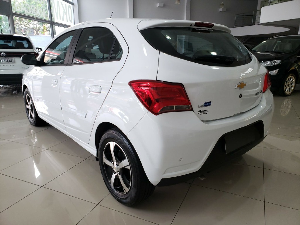 CHEVROLET ONIX 1.4 MPFI LTZ 8V FLEX 4P MANUAL CHEVROLET ONIX 1.4 MPFI LTZ 8V FLEX 4P MANUAL