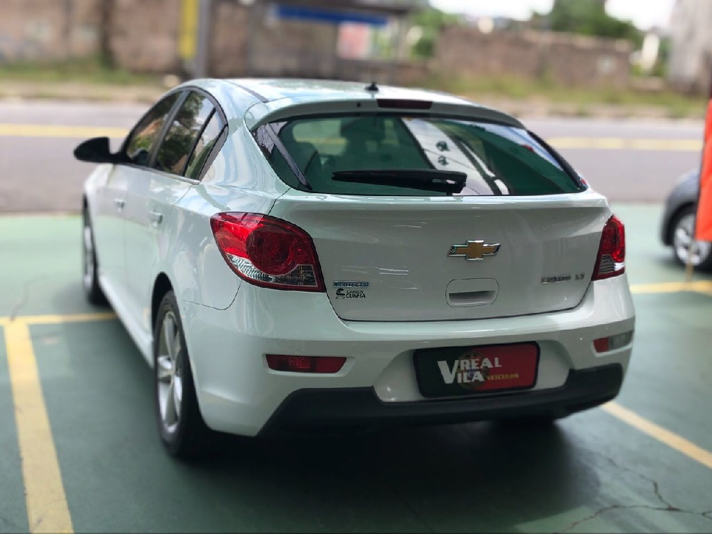 CHEVROLET CRUZE 1.8 LT 16V FLEX 4P AUTOMATICO CHEVROLET CRUZE 1.8 LT 16V FLEX 4P AUTOMATICO
