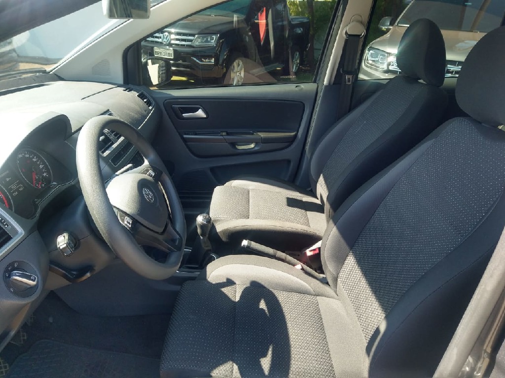 VOLKSWAGEN FOX 1.6 MSI TOTAL FLEX CONNECT 4P MANUAL VOLKSWAGEN FOX 1.6 MSI TOTAL FLEX CONNECT 4P MANUAL