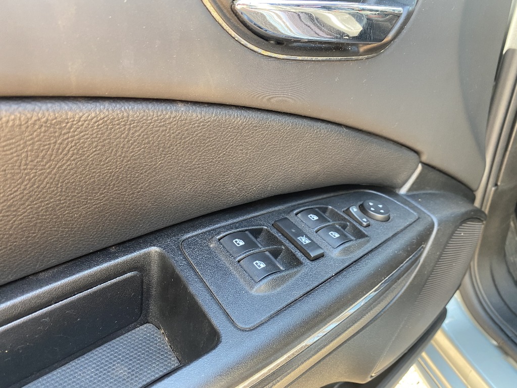 FIAT BRAVO 1.8 ABSOLUTE 16V FLEX 4P AUTOMATIZADO FIAT BRAVO 1.8 ABSOLUTE 16V FLEX 4P AUTOMATIZADO