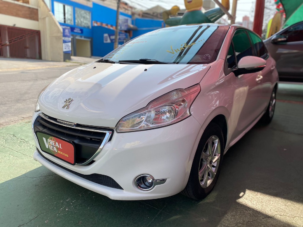 PEUGEOT 208 1.5 ALLURE 8V FLEX 4P MANUAL PEUGEOT 208 1.5 ALLURE 8V FLEX 4P MANUAL