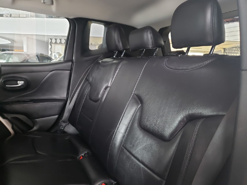 JEEP RENEGADE 1.8 16V FLEX SPORT 4P AUTOMATICO JEEP RENEGADE 1.8 16V FLEX SPORT 4P AUTOMATICO