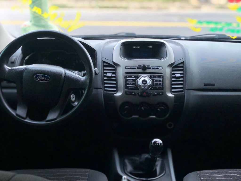 FORD RANGER 2.5 XLS 4X2 CD 16V FLEX 4P MANUAL FORD RANGER 2.5 XLS 4X2 CD 16V FLEX 4P MANUAL