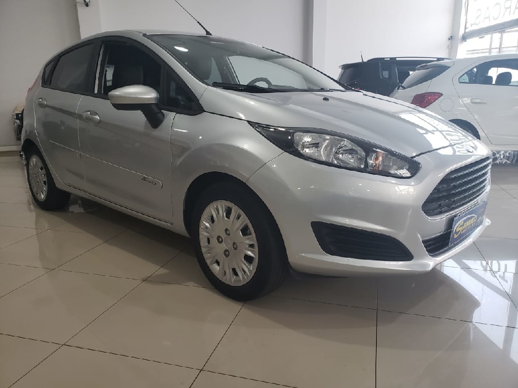 FORD FIESTA 1.5 S HATCH 16V FLEX 4P MANUAL FORD FIESTA 1.5 S HATCH 16V FLEX 4P MANUAL