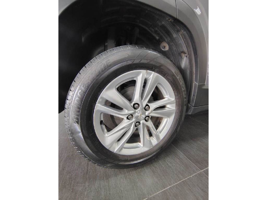 CHEVROLET TRACKER