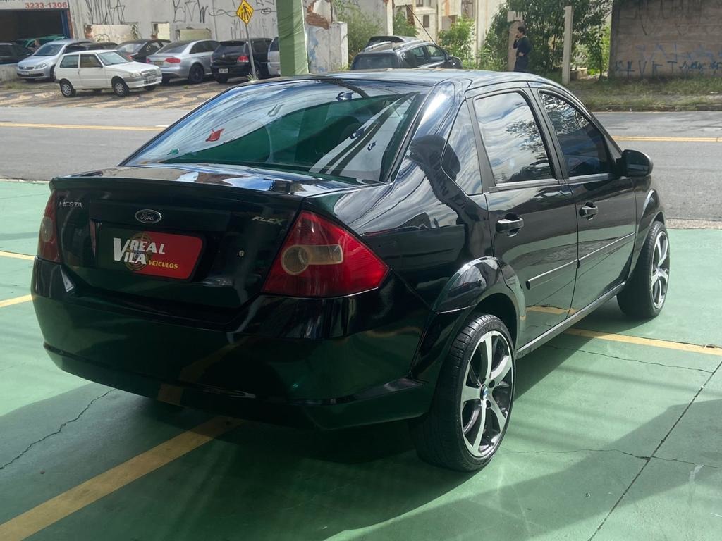 FORD FIESTA 1.0 MPI SEDAN 8V FLEX 4P MANUAL FORD FIESTA 1.0 MPI SEDAN 8V FLEX 4P MANUAL
