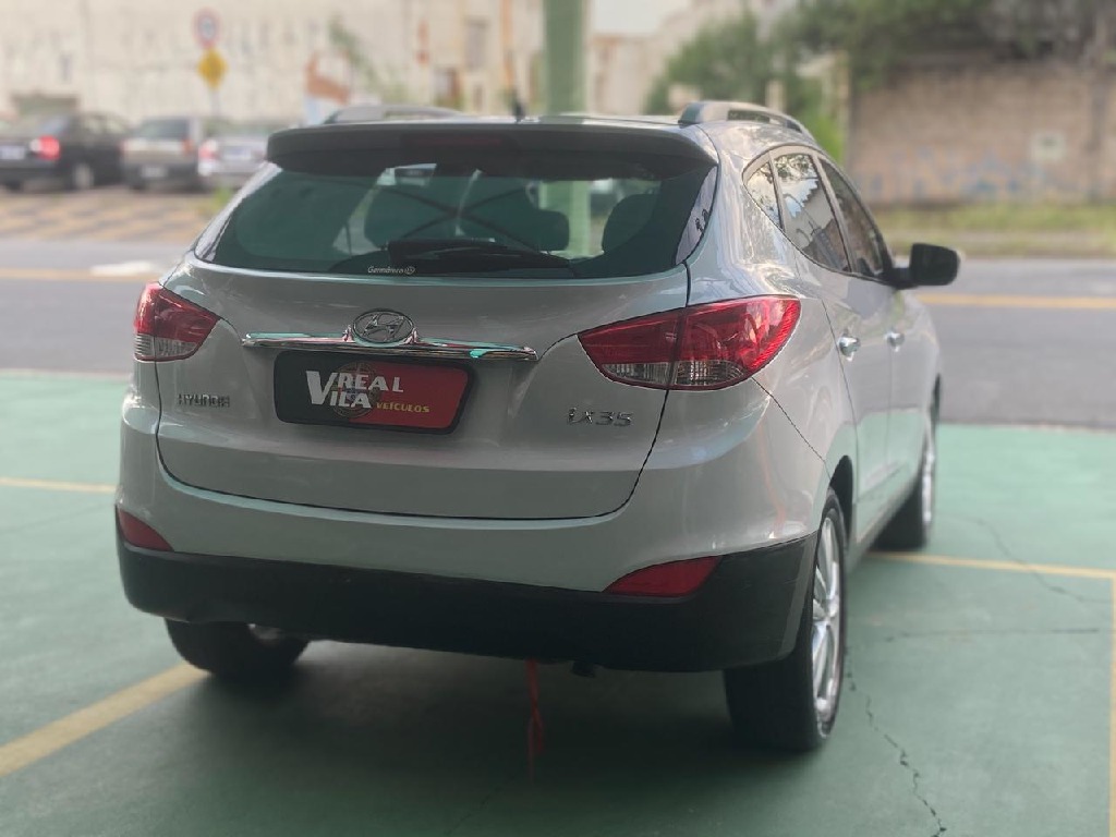 HYUNDAI IX35 2.0 MPFI GLS 4X2 16V GASOLINA 4P AUTOMATICO HYUNDAI IX35 2.0 MPFI GLS 4X2 16V GASOLINA 4P AUTOMATICO