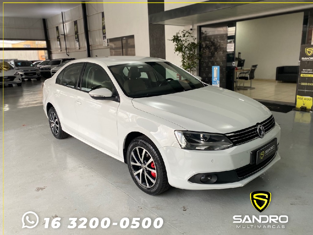 VOLKSWAGEN JETTA 2.0 COMFORTLINE FLEX 4P TIPTRONIC