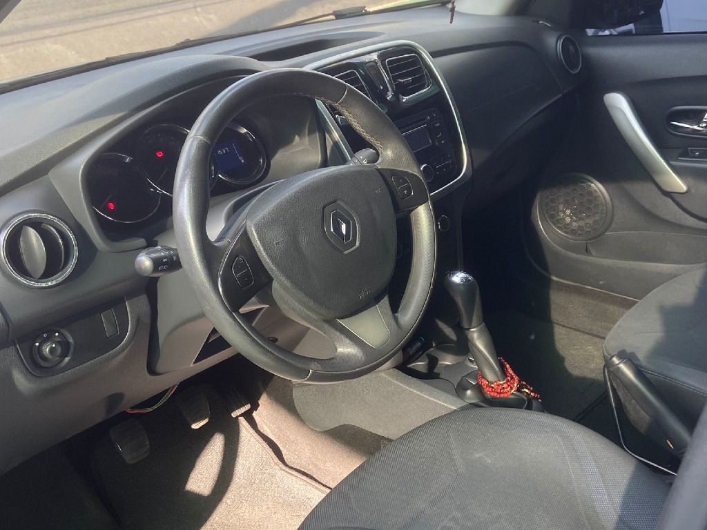 RENAULT SANDERO 1.6 DYNAMIQUE 8V FLEX 4P MANUAL RENAULT SANDERO 1.6 DYNAMIQUE 8V FLEX 4P MANUAL