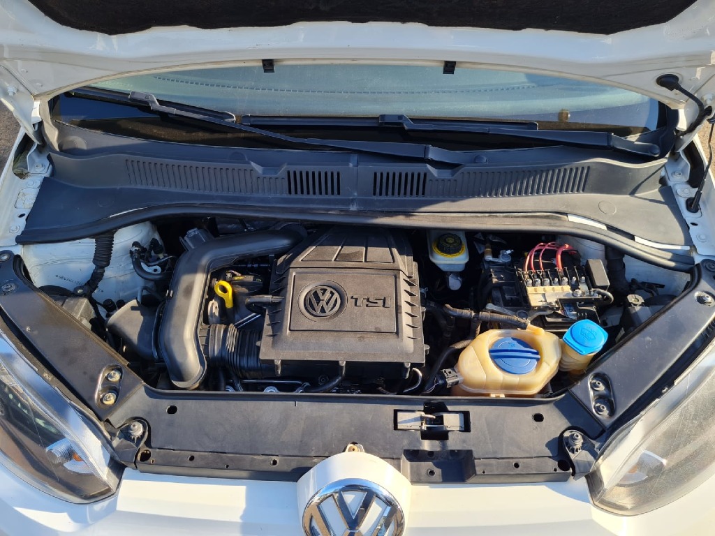 VOLKSWAGEN UP 1.0 TSI MOVE UP 12V FLEX 4P MANUAL VOLKSWAGEN UP 1.0 TSI MOVE UP 12V FLEX 4P MANUAL