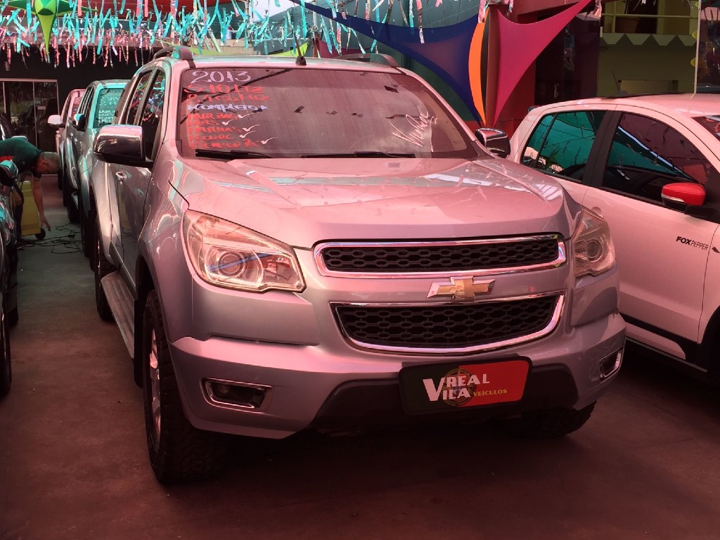 CHEVROLET S10 2.4 LTZ 4X2 CD 8V FLEX 4P MANUAL CHEVROLET S10 2.4 LTZ 4X2 CD 8V FLEX 4P MANUAL