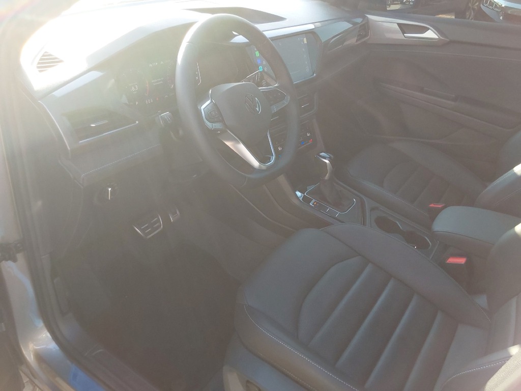 volkswagen TAOS 1.4  250 TSI TOTAL FLEX HIGHLINE AUTOMÁTICO 202511