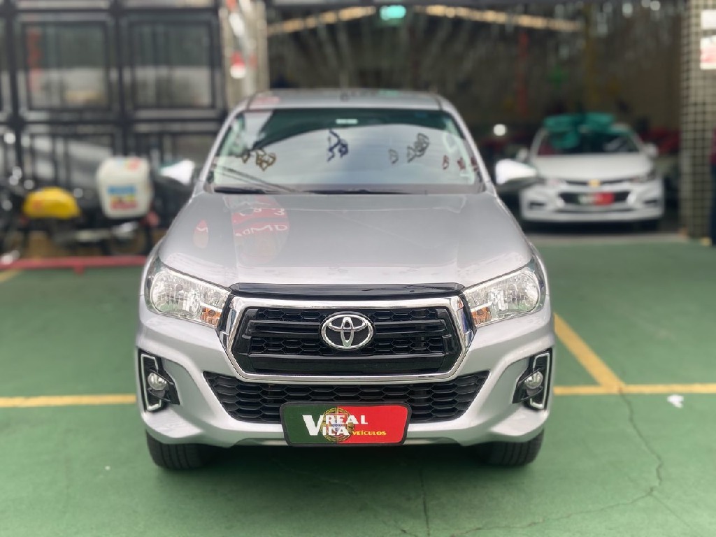 TOYOTA HILUX 2.7 SRV 4X2 CD 16V FLEX 4P AUTOMATICO TOYOTA HILUX 2.7 SRV 4X2 CD 16V FLEX 4P AUTOMATICO