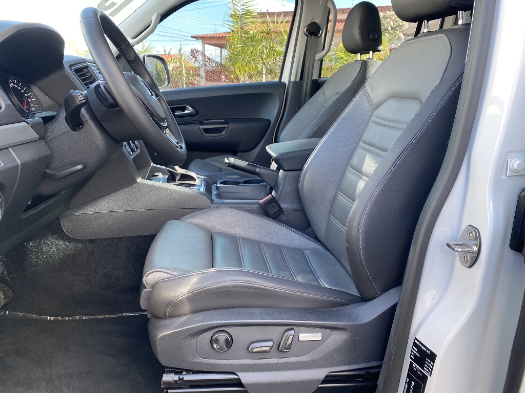 VOLKSWAGEN AMAROK 2.0 HIGHLINE 4X4 CD 16V TURBO INTERCOOLER DIESEL 4P AUTOMATICO VOLKSWAGEN AMAROK 2.0 HIGHLINE 4X4 CD 16V TURBO INTERCOOLER DIESEL 4P AUTOMATICO