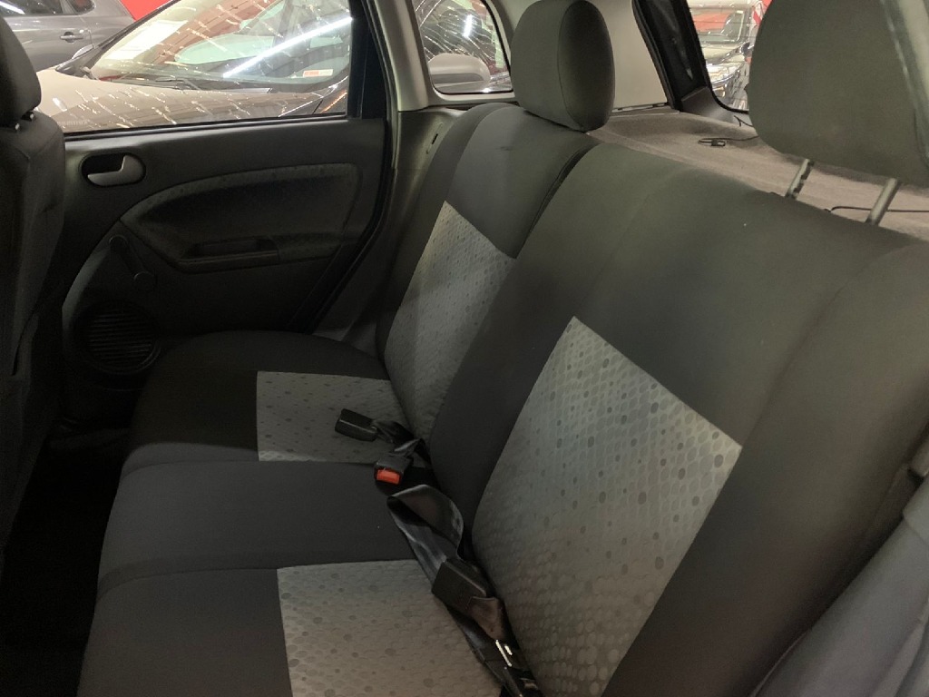 FORD FIESTA 1.6 ROCAM SE PLUS 8V FLEX 4P MANUAL FORD FIESTA 1.6 ROCAM SE PLUS 8V FLEX 4P MANUAL