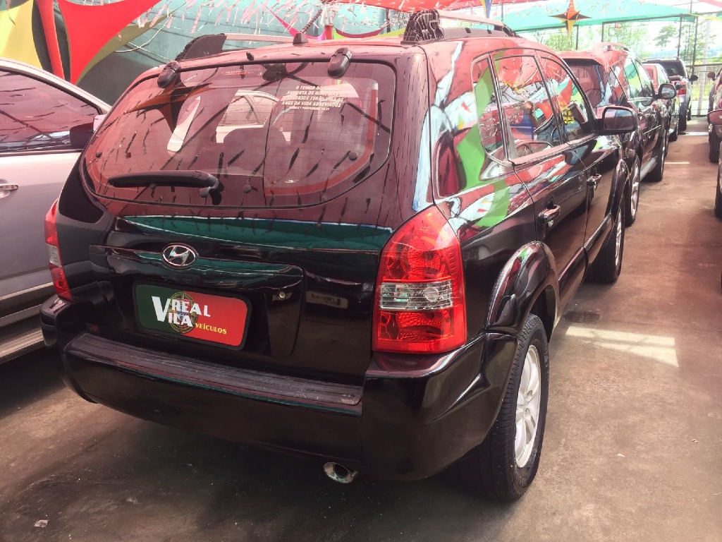 HYUNDAI TUCSON 2.0 MPFI GL 16V 142CV 2WD GASOLINA 4P AUTOMATICO HYUNDAI TUCSON 2.0 MPFI GL 16V 142CV 2WD GASOLINA 4P AUTOMATICO