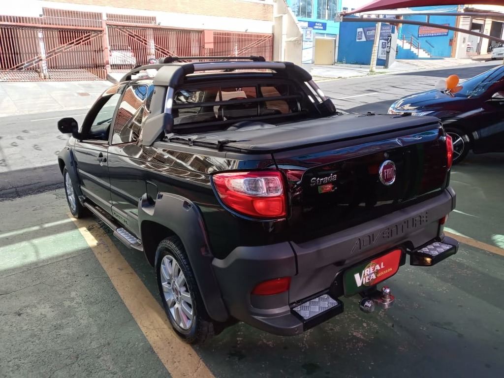 FIAT STRADA 1.8 MPI ADVENTURE CD 16V FLEX 3P AUTOMATIZADO FIAT STRADA 1.8 MPI ADVENTURE CD 16V FLEX 3P AUTOMATIZADO