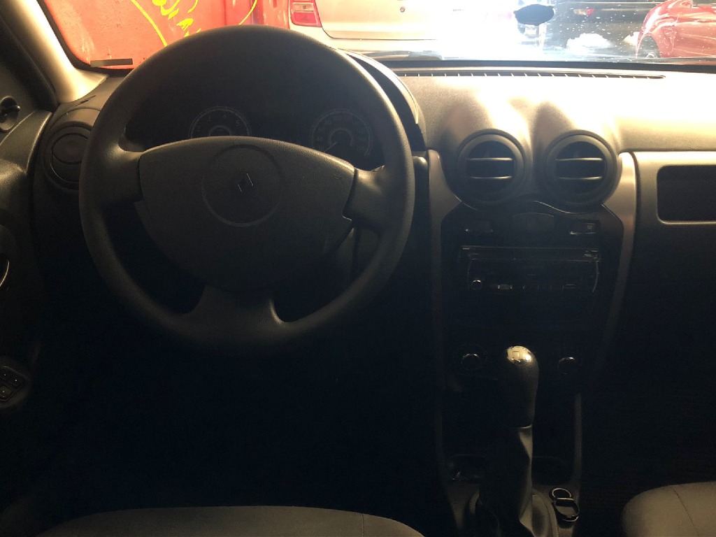 RENAULT SANDERO 1.0 AUTHENTIQUE 16V FLEX 4P MANUAL RENAULT SANDERO 1.0 AUTHENTIQUE 16V FLEX 4P MANUAL