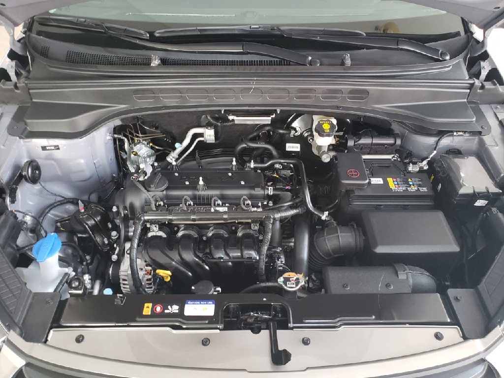 HYUNDAI CRETA 1.6 16V FLEX SMART PLUS AUTOMÁTICO HYUNDAI CRETA 1.6 16V FLEX SMART PLUS AUTOMÁTICO