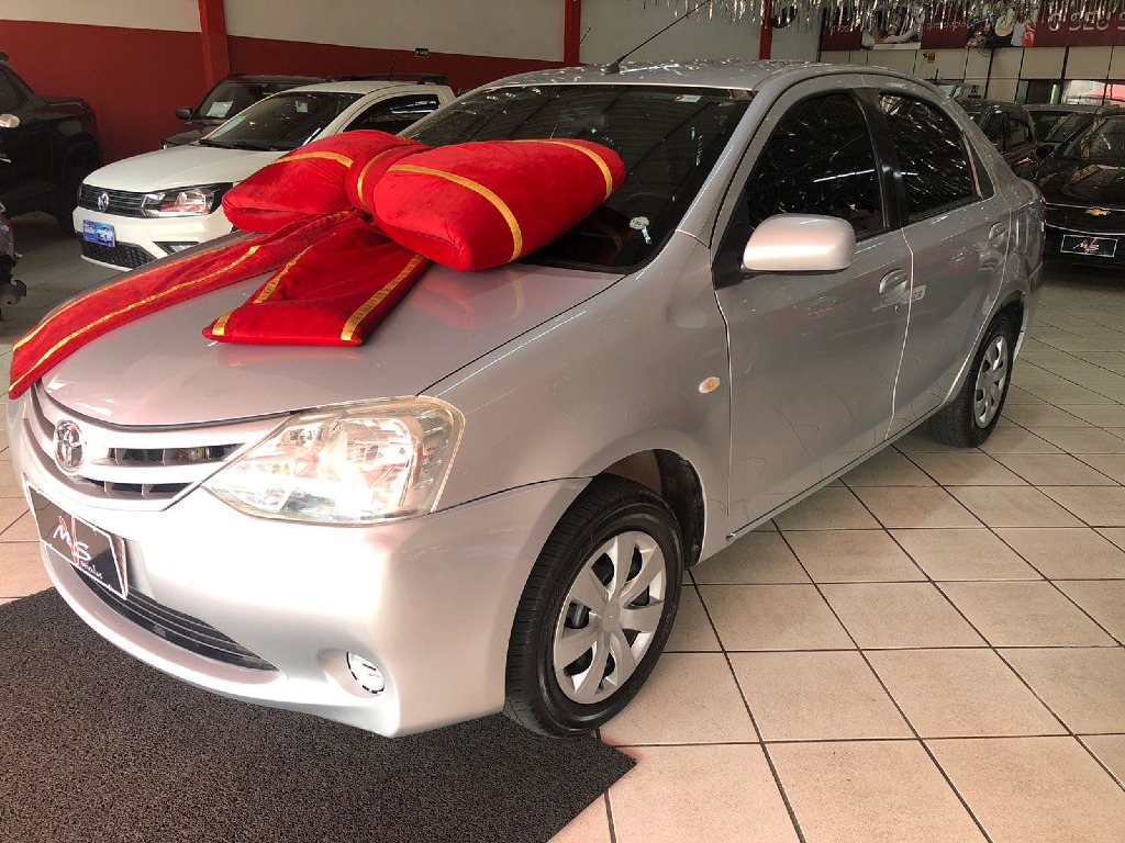 TOYOTA ETIOS 1.5 XS SEDAN 16V FLEX 4P MANUAL TOYOTA ETIOS 1.5 XS SEDAN 16V FLEX 4P MANUAL