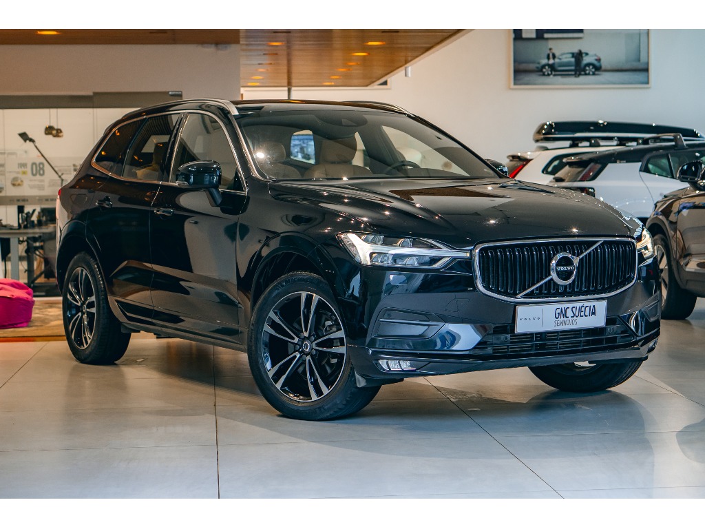 VOLVO XC 60 2.0 T5 GASOLINA MOMENTUM AWD GEARTRONIC