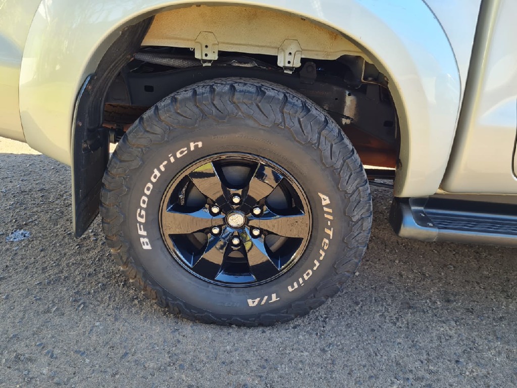 TOYOTA HILUX 2.7 SRV 4X4 CD 16V FLEX 4P AUTOMATICO TOYOTA HILUX 2.7 SRV 4X4 CD 16V FLEX 4P AUTOMATICO