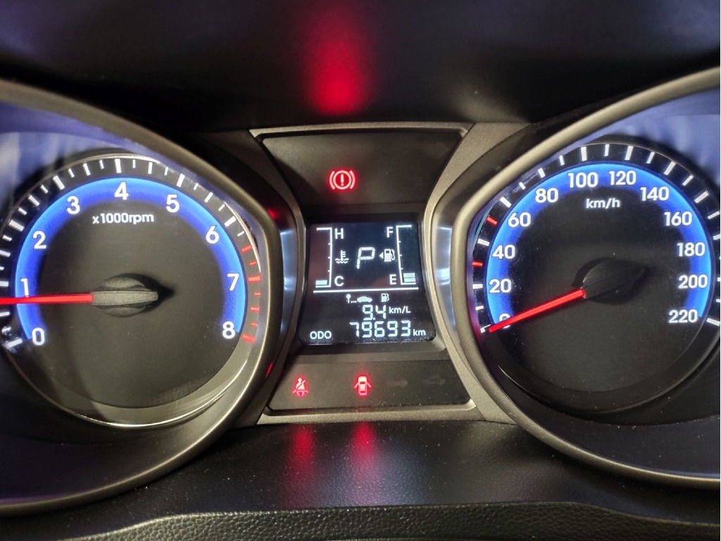 hyundai HB20X 1.6 16V PREMIUM FLEX 4P AUTOMATICO 2017