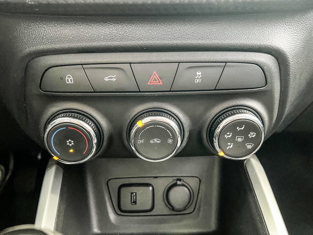 chevrolet ONIX 1.0 FLEX LT MANUAL 2025