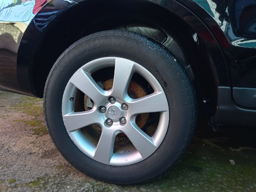 HYUNDAI SANTA FE 2.7 MPFI GLS V6 24V 200CV GASOLINA 4P AUTOMATICO HYUNDAI SANTA FE 2.7 MPFI GLS V6 24V 200CV GASOLINA 4P AUTOMATICO