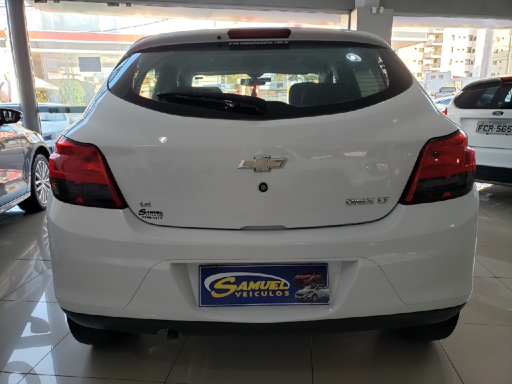 CHEVROLET ONIX 1.4 MPFI LT 8V FLEX 4P MANUAL CHEVROLET ONIX 1.4 MPFI LT 8V FLEX 4P MANUAL