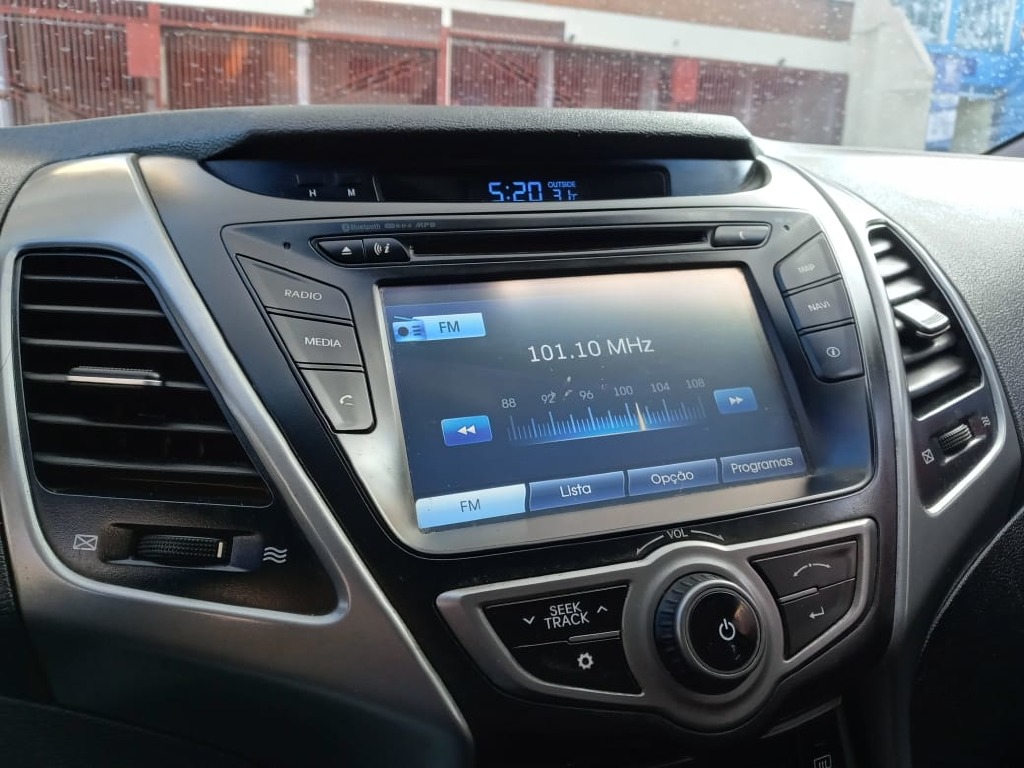 HYUNDAI ELANTRA 2.0 GLS 16V FLEX 4P AUTOMATICO HYUNDAI ELANTRA 2.0 GLS 16V FLEX 4P AUTOMATICO