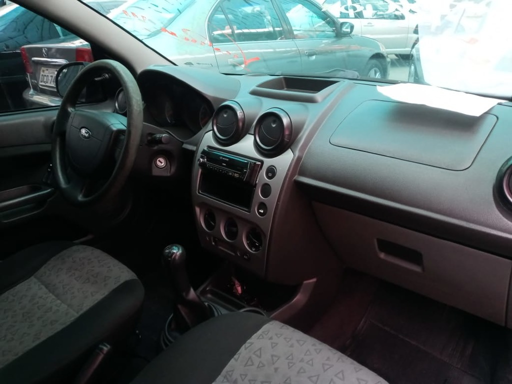 FORD FIESTA 1.6 MPI CLASS SEDAN 8V FLEX 4P MANUAL FORD FIESTA 1.6 MPI CLASS SEDAN 8V FLEX 4P MANUAL