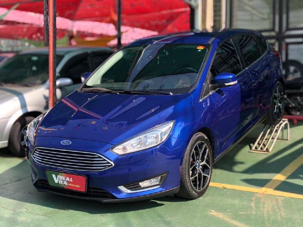 FORD FOCUS 2.0 TITANIUM 16V FLEX 4P POWERSHIFT FORD FOCUS 2.0 TITANIUM 16V FLEX 4P POWERSHIFT