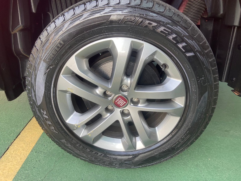 FIAT TORO 2.0 16V TURBO DIESEL FREEDOM 4WD AT9 FIAT TORO 2.0 16V TURBO DIESEL FREEDOM 4WD AT9