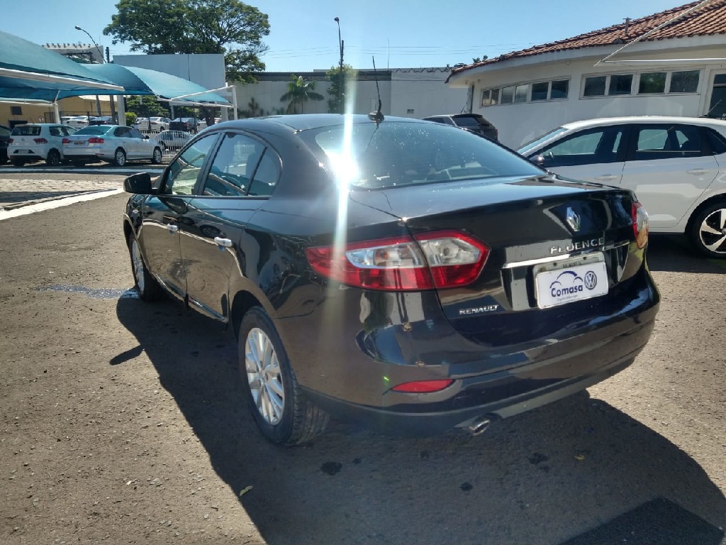 RENAULT FLUENCE 2.0 DYNAMIQUE PLUS 16V FLEX 4P AUTOMATICO RENAULT FLUENCE 2.0 DYNAMIQUE PLUS 16V FLEX 4P AUTOMATICO