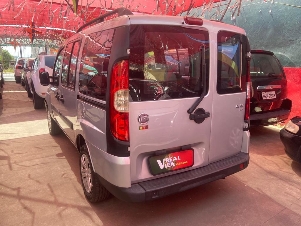 FIAT DOBLO 1.8 MPI HLX 16V FLEX 4P MANUAL FIAT DOBLO 1.8 MPI HLX 16V FLEX 4P MANUAL