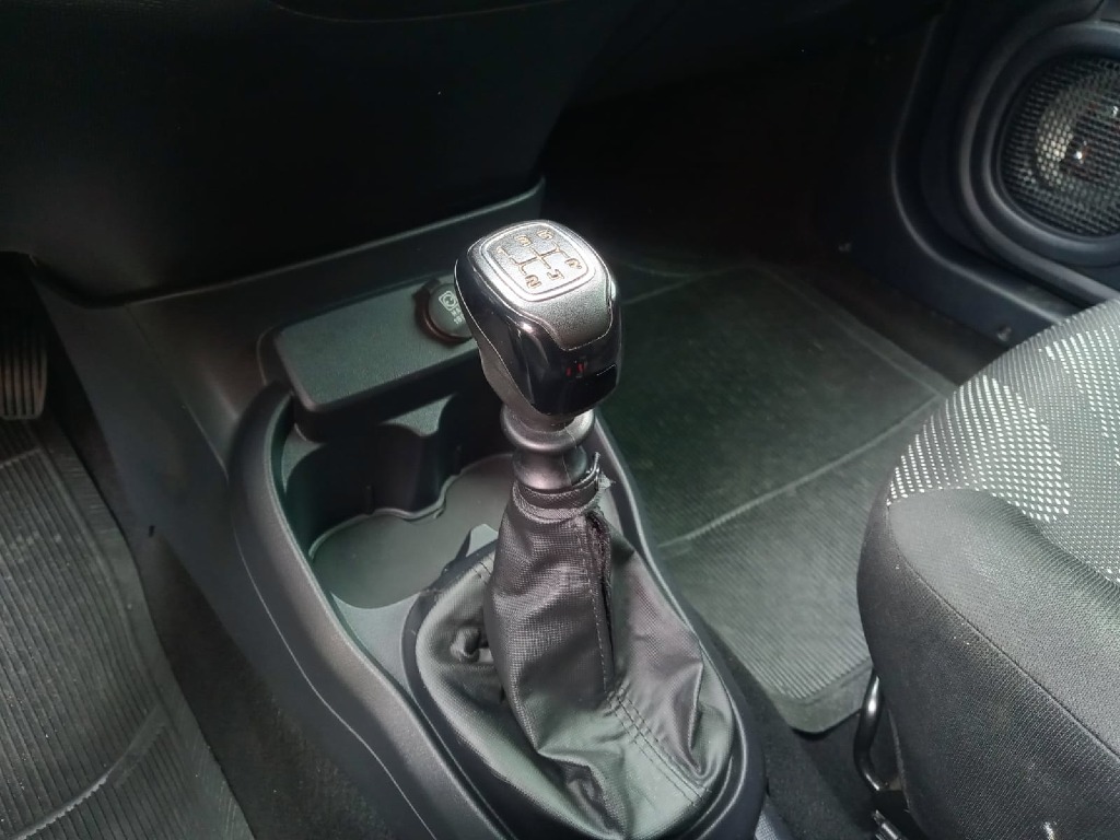 FIAT MOBI 1.0 8V EVO FLEX LIKE. MANUAL FIAT MOBI 1.0 8V EVO FLEX LIKE. MANUAL