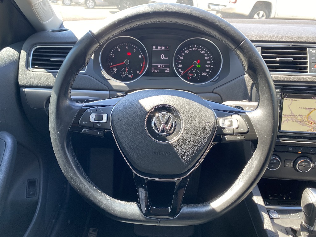 VOLKSWAGEN JETTA 1.4 16V TSI COMFORTLINE GASOLINA 4P TIPTRONIC VOLKSWAGEN JETTA 1.4 16V TSI COMFORTLINE GASOLINA 4P TIPTRONIC