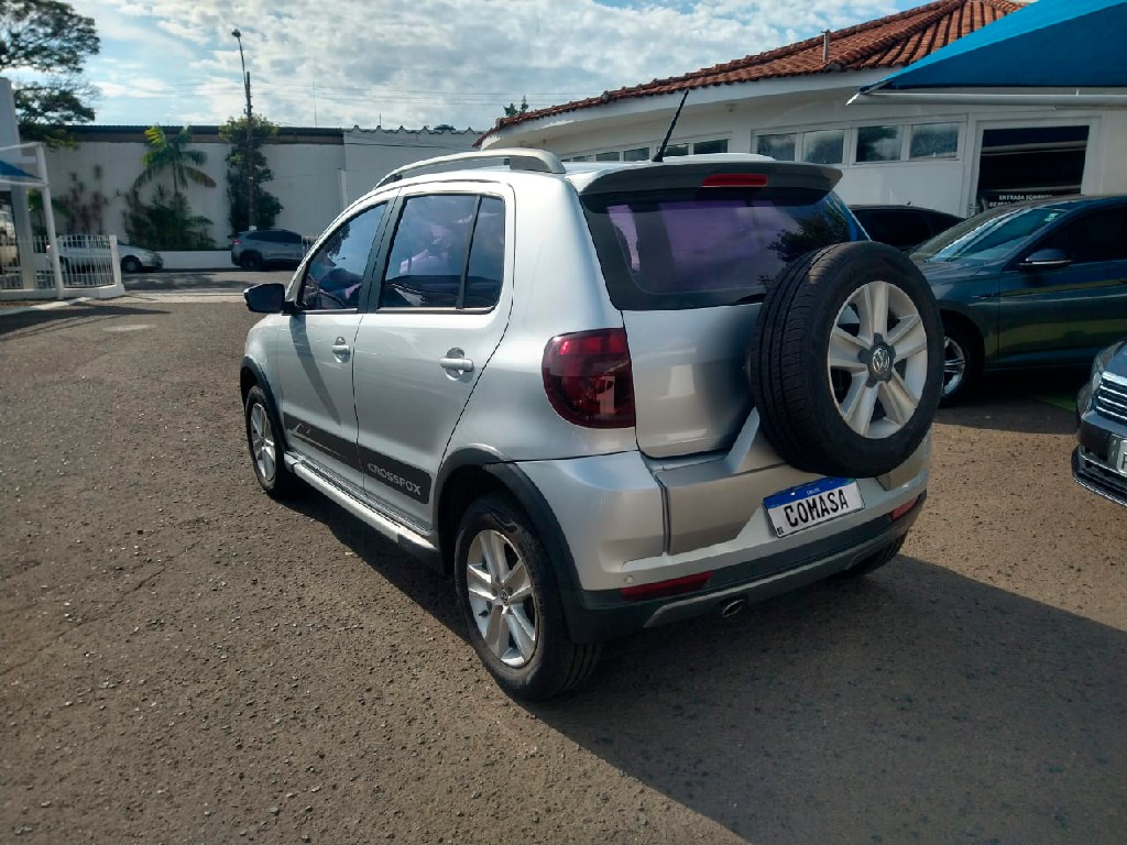 VOLKSWAGEN CROSSFOX 1.6 MI FLEX 8V 4P MANUAL VOLKSWAGEN CROSSFOX 1.6 MI FLEX 8V 4P MANUAL