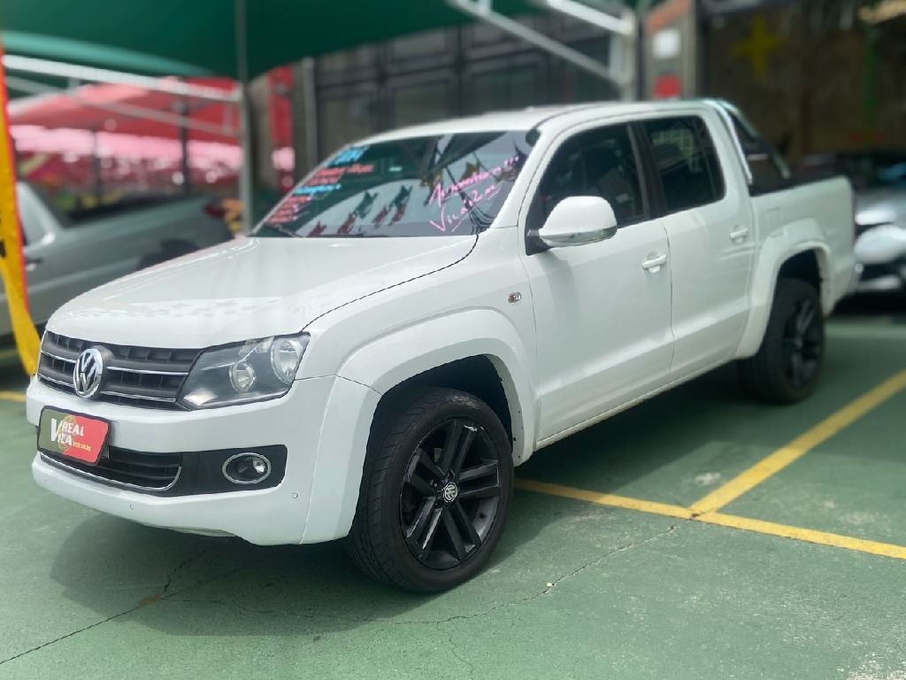 VOLKSWAGEN AMAROK 2.0 HIGHLINE 4X4 CD 16V TURBO INTERCOOLER DIESEL 4P AUTOMATICO VOLKSWAGEN AMAROK 2.0 HIGHLINE 4X4 CD 16V TURBO INTERCOOLER DIESEL 4P AUTOMATICO
