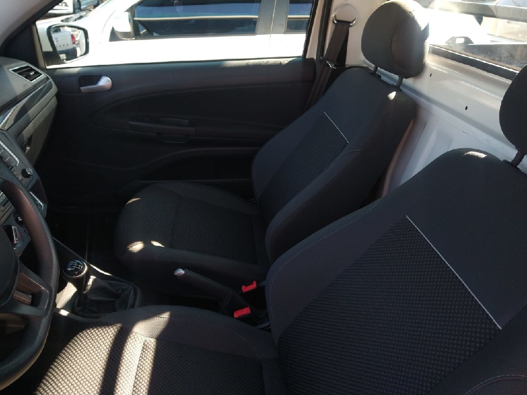 VOLKSWAGEN SAVEIRO 1.6 MSI TRENDLINE CS 8V FLEX 2P MANUAL VOLKSWAGEN SAVEIRO 1.6 MSI TRENDLINE CS 8V FLEX 2P MANUAL