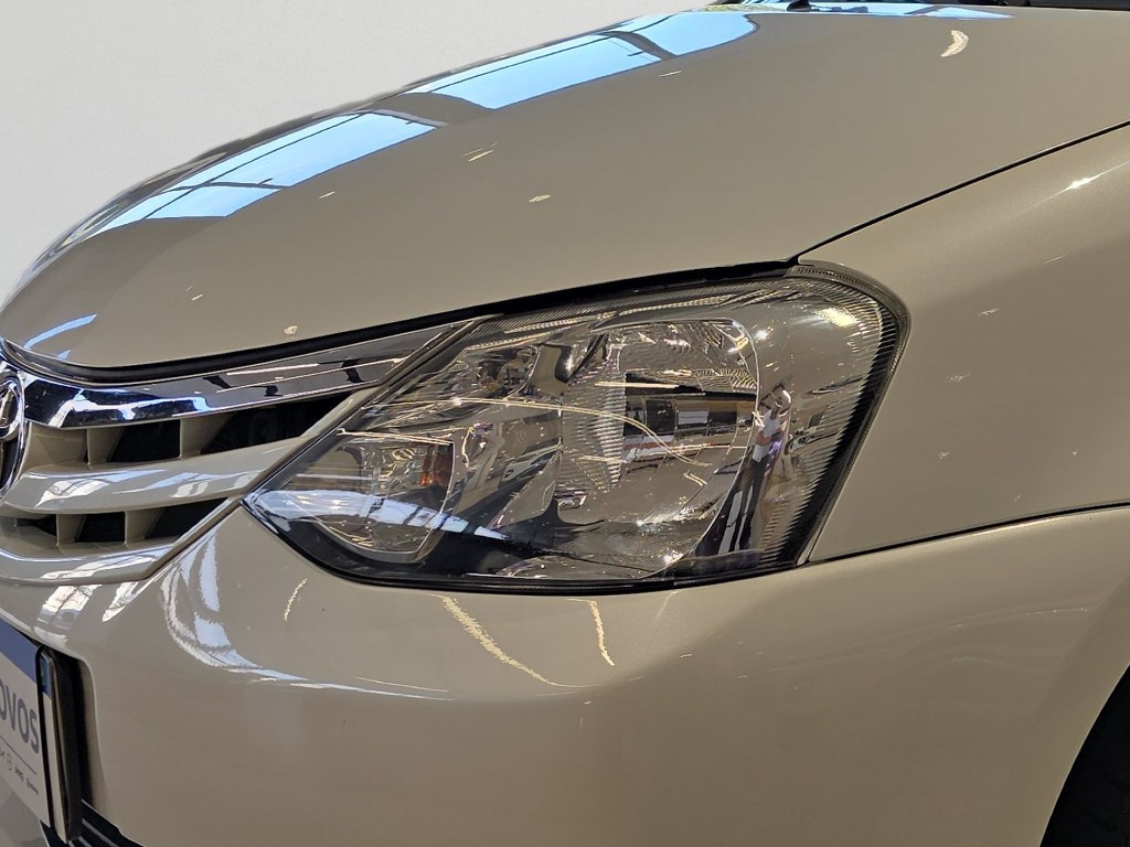 toyota ETIOS 1.5 XLS SEDAN 16V FLEX 4P MANUAL 2017