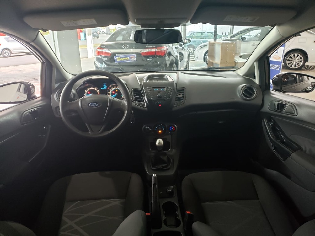 FORD FIESTA 1.5 SE HATCH 16V FLEX 4P MANUAL FORD FIESTA 1.5 SE HATCH 16V FLEX 4P MANUAL
