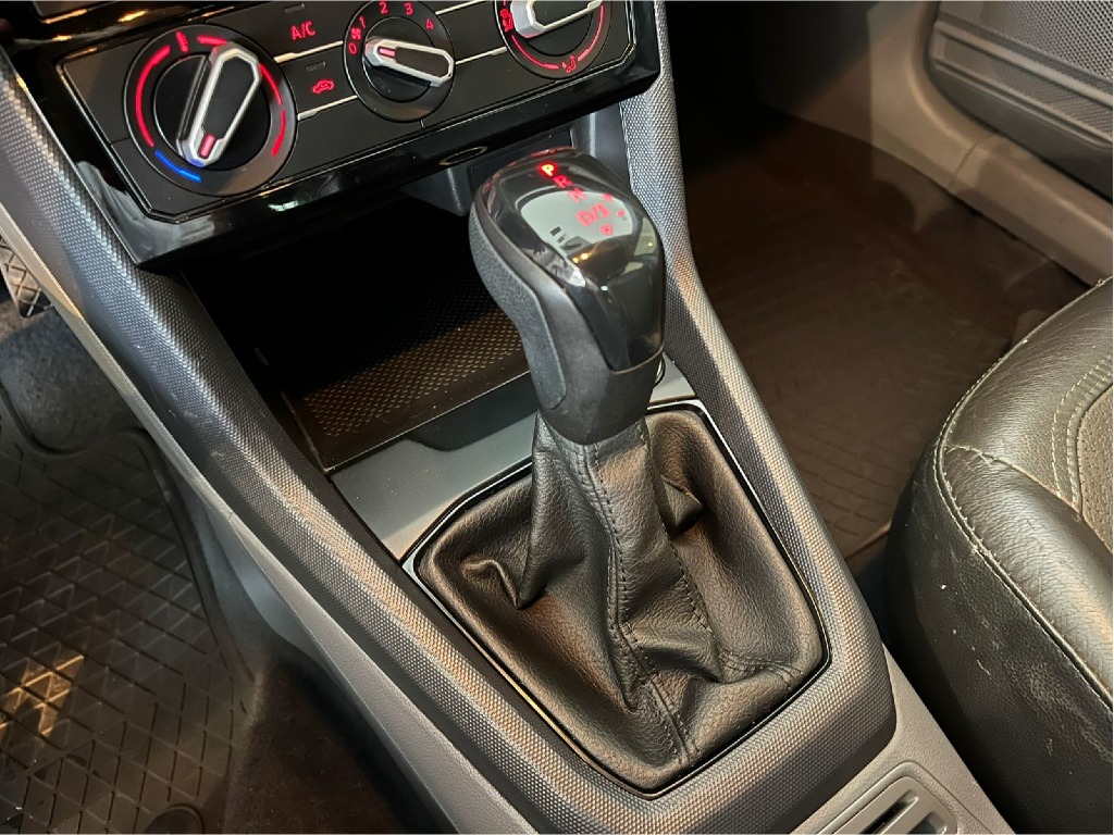volkswagen T-CROSS 1.0 200 TSI TOTAL FLEX SENSE AUTOMÁTICO 2021