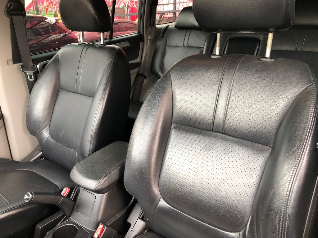 MITSUBISHI PAJERO 3.5 HPE 4X4 7 LUGARES V6 24V FLEX 4P AUTOMATICO MITSUBISHI PAJERO 3.5 HPE 4X4 7 LUGARES V6 24V FLEX 4P AUTOMATICO