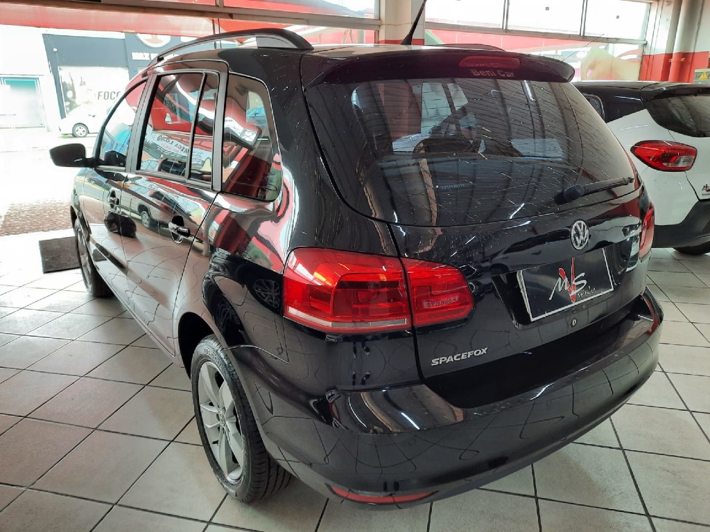 VOLKSWAGEN SPACEFOX 1.6 MSI TRENDLINE 8V FLEX 4P MANUAL VOLKSWAGEN SPACEFOX 1.6 MSI TRENDLINE 8V FLEX 4P MANUAL